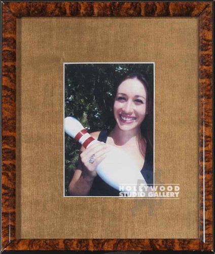 11X9 TABLETOP LADY W BOWLING PIN