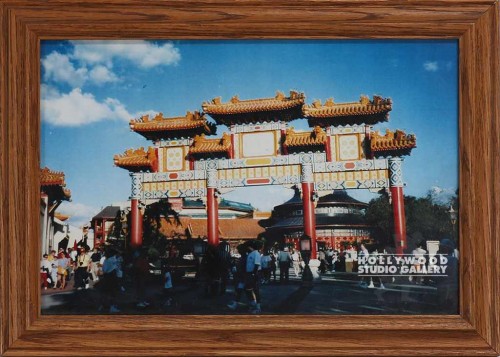 10x14Tourist Chinese Temple desktop