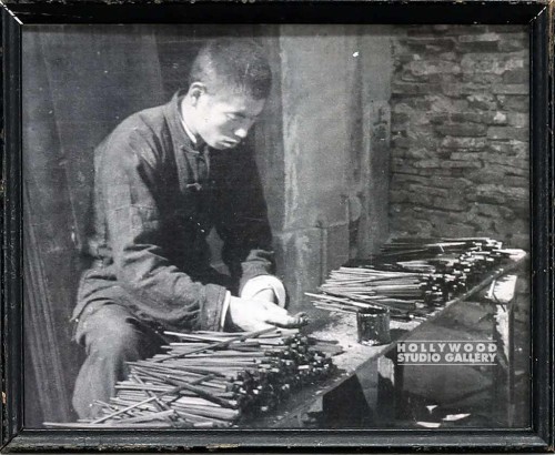 9X11 B/W Chinese Craftsman Photo
