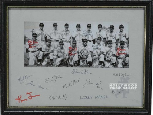 10x13 B/W Baseball Team/Frmd/Signed