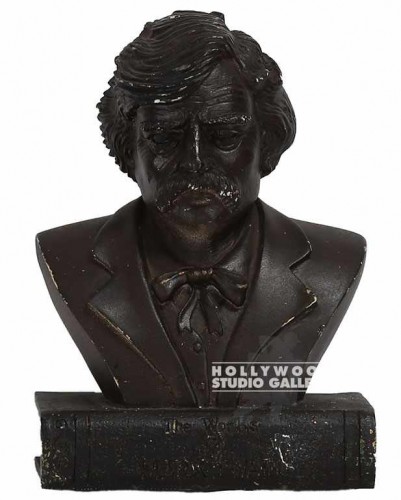 8" Bust of Mark Twain