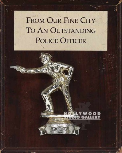 10X8OUTSTANDING POLICE OFF. PLAQUE