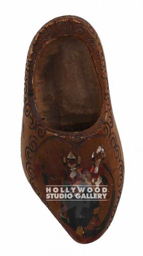 7x3" SMALL DUTCH SHOE RIGHT