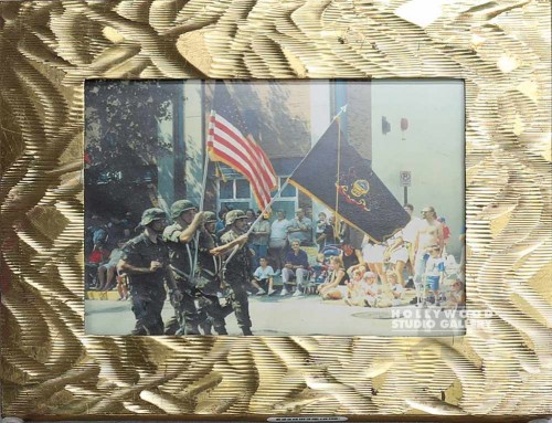 9x11 Marines Parade Gold Desktop