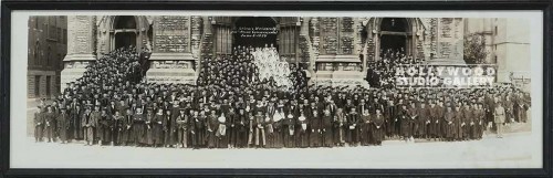 B/W PANORAMIC/PERIOD GRADUATES