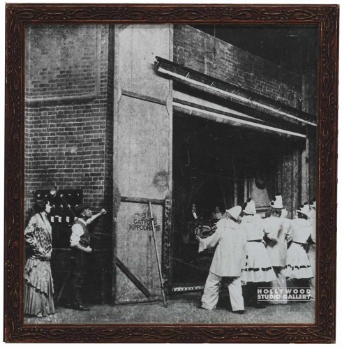 14x13Interior English Theatre Photo